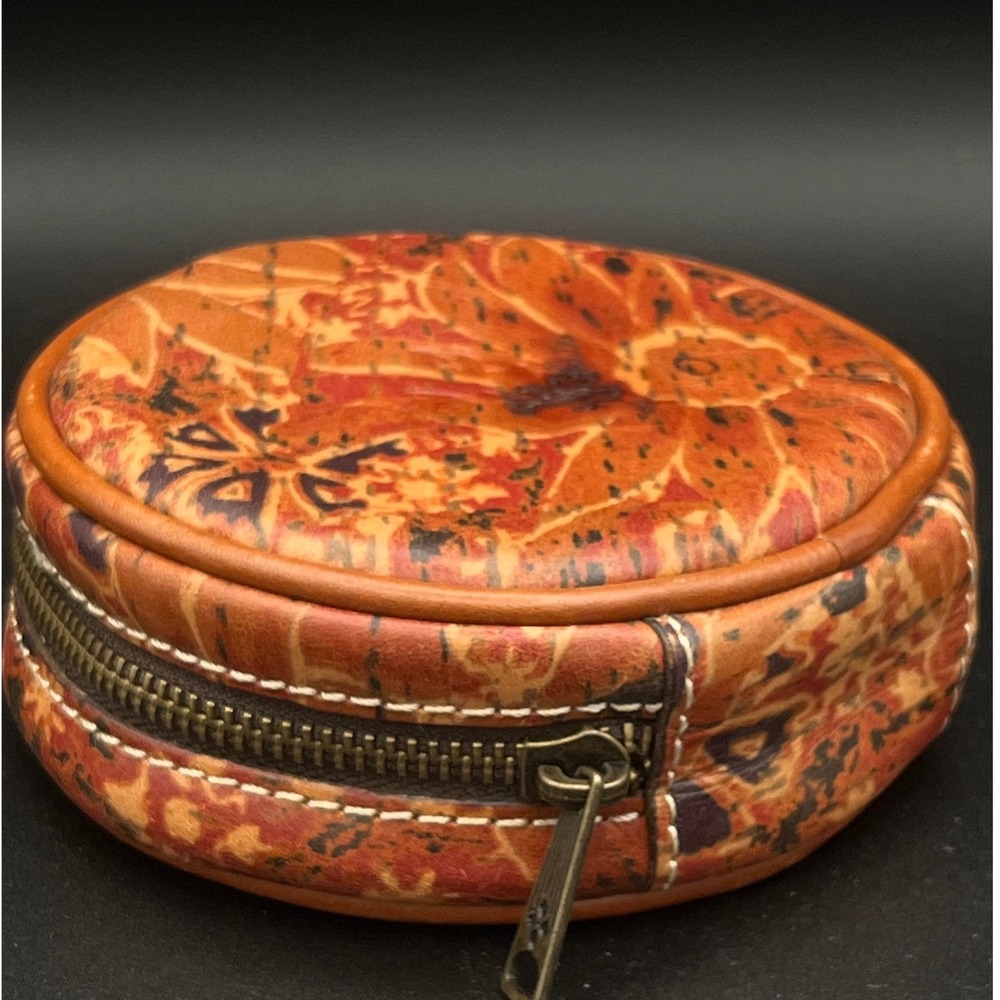 Patricia Nash Round Zip around Coin Purse 4 x 4 Rustic‎ Nature - Picture 2 of 9